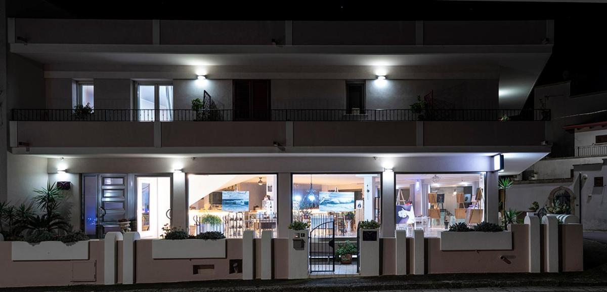 Bed and Breakfast Adua Art Castrignano del Capo Zewnętrze zdjęcie